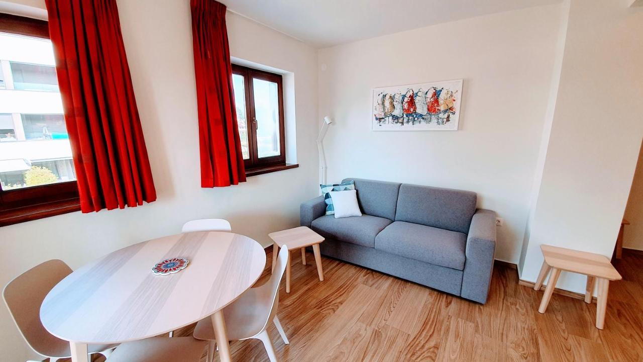 Luxury Apartment - Few Minutes From The Sea Poreč Exterior foto